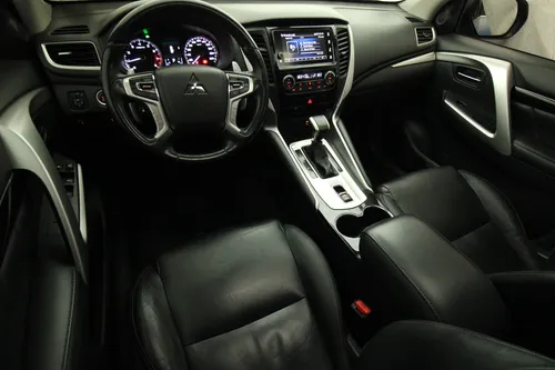 Mitsubishi montero sport 3.0 Advance 4x2
