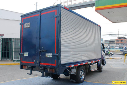 Hino Dutro Pro 300 4.0 Diesel Modelo 2020