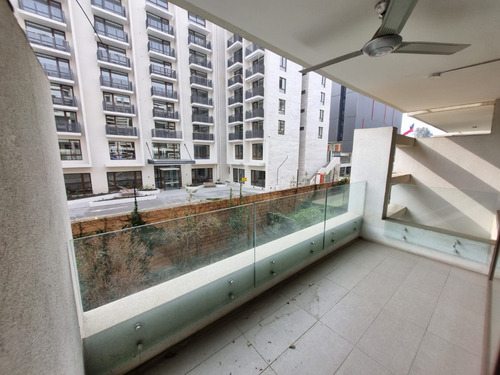 Estupendo Con Jardín, Loft En Subsuelo Pasos Mall Portal