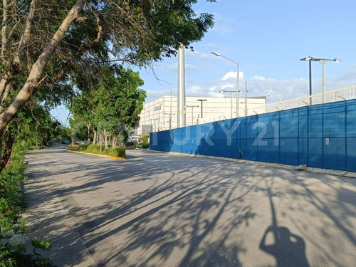 Excelente Terreno En Venta Ubicado En Periferico Harbor Y El Consulado Americano