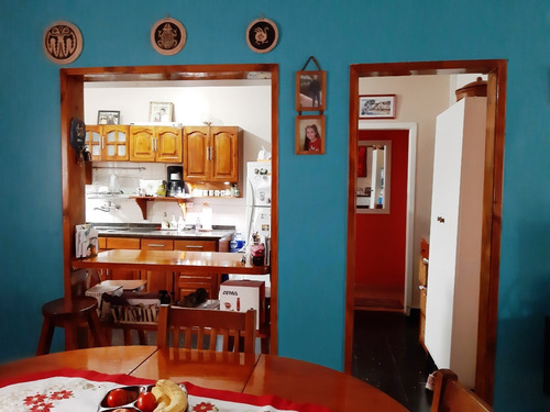 Imagen 8 de 14 de Venta - Casa 3 Ambientes - Excelente Estado