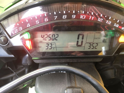 Imagem 6 de 7 de Kawasaki Ninja Zx10 1000 Verde 2012