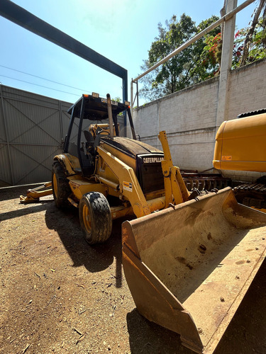 Retroexcavadora Caterpillar 416c 4x2