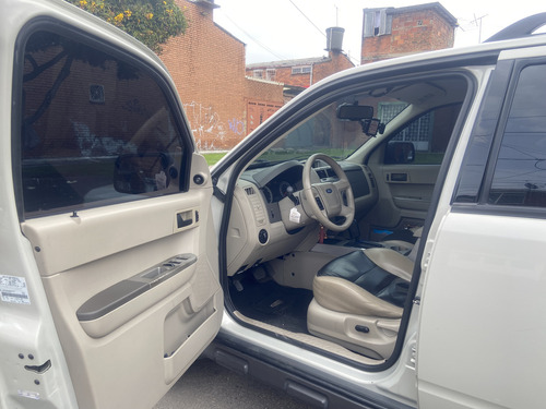 Ford Escape 3.0 Xlt