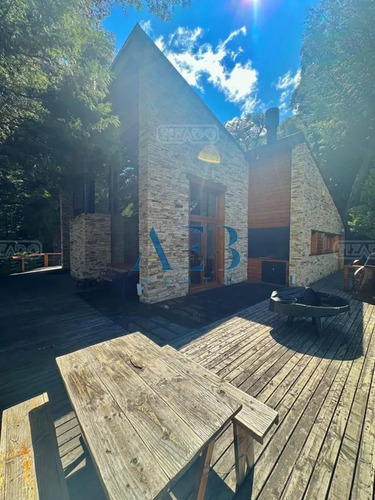 Venta De Casa En Arelauquen - Bariloche -
