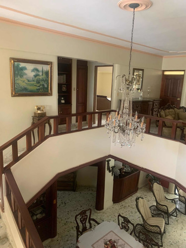 Imagen 3 de 13 de A La Venta Casa 2 Dos Niveles, En Santiago De Los Cabellos