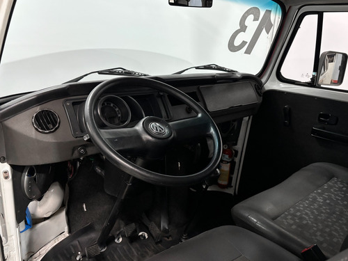 Volkswagen Kombi 1.4 MI STD LOTAÇÃO 8V FLEX 3P MANUAL