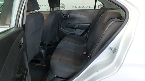 Imagen 14 de 15 de Chevrolet Sonic 2016 1.6 Ltz At