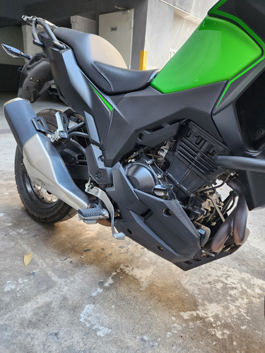 Impecable. Rodada Mayormente En Ruta. Con Accesorios.