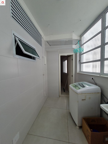 Imagem 16 de 17 de Apartamento À Venda Na Praia Das Pitangueiras, Guarujá, Frente Par Ao Mar, 3 Dormitórios (1 Suíte), Sala Para 3 Ambientes, 1 Vaga De Garagem - Ap05612 - 69007960