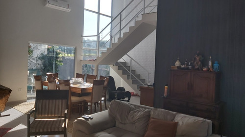 Casa Em Condomínio Fechado Para Moradia / Investimento Estilo Airbnb Com Vista Para Balonismo, 5 Suítes Sendo 1 Master + Piscina Privativa, Haras, Lago Para Pesca, Piscinas, Quadras E Campo De Futebol