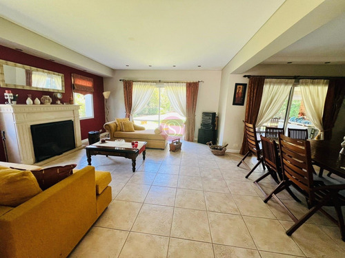 Casa En Venta En Bermudas, Pilar, G.b.a. Zona Norte