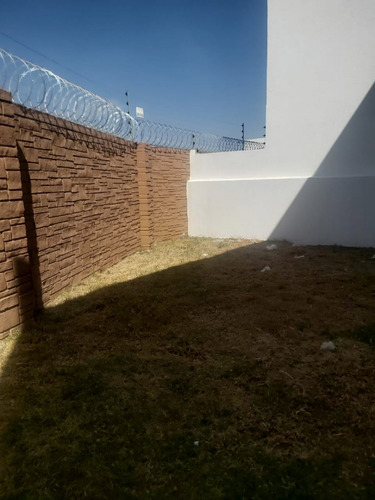 Imagen 3 de 12 de Venta De Hermosa Casa En Lomas De Angelopolis Iii