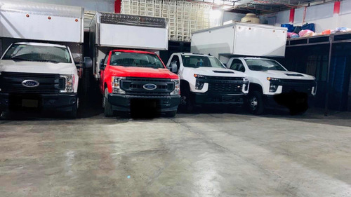 Renta De Camionetas De Carga