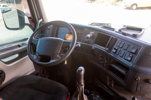 Volvo Fh 440 6x4 Baixa Km Extremamente Conservado