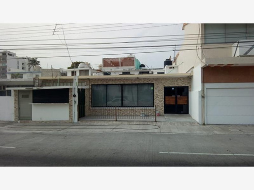 Imagen 1 de 8 de Local Comercial En Renta Costa Verde