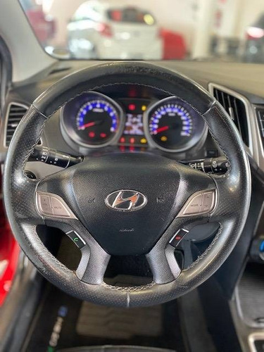 Imagem 8 de 10 de Hyundai Hb20x 1.6 16v Premium Flex 4p Automático