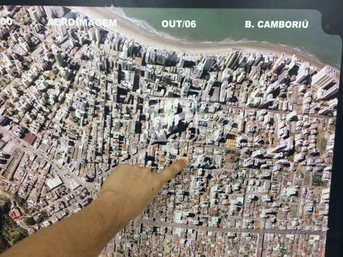 Imagem 4 de 4 de Ótimo Terreno No Centro De Balneário Camboriu - 4094