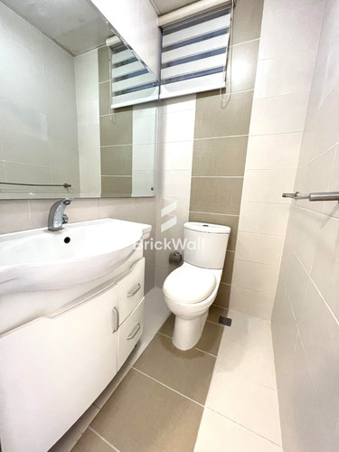 Apartamento De Alquiler - Quintas De Pontezuela - Santiago