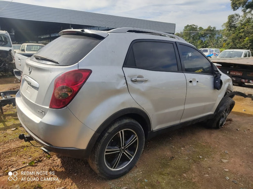 Imagem 3 de 4 de Ssangyong Korando Awd At 2.0 Turbo 2012