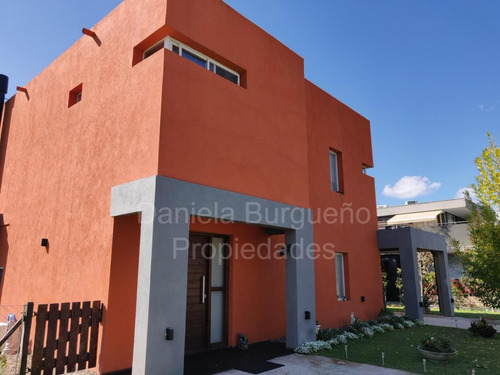 Casa En Venta En Altos De Campo Grande