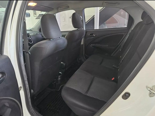 Toyota Etios 1.5 Sedan Xls l18