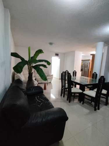 Imagen 3 de 10 de Apartamento Terrazas Del Caroní Conjunto Florida Lake I