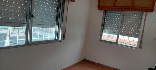 Apartamento En Alquiler, Dos Dormitorios, Paso Molino