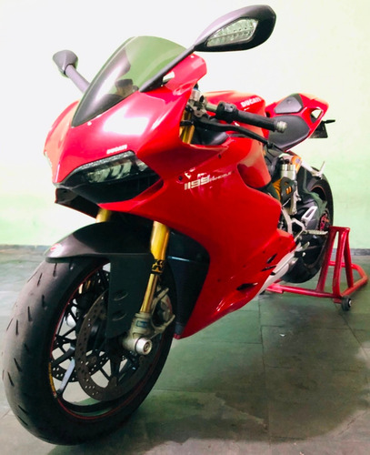 Ducati Panigale 1199 S Superbike
