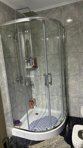 Casa En Venta - 3 Dormitorios 2 Baños - Cochera - 300mts2 - Oriente