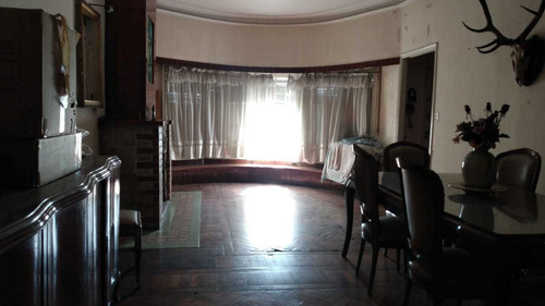 Merlo - Venta - Casa 5 Ambientes