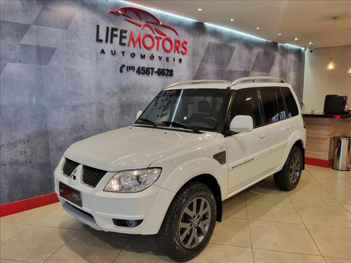 Mitsubishi Pajero TR4 2.0 4x2 Flex Aut.