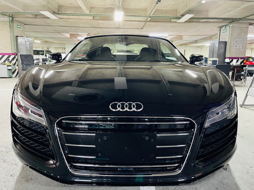 Audi R8 5.2 V10 Spyder S-tronic DSG 7 Vel