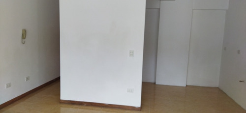 Imagen 9 de 28 de Se Vende Apartamento En Obra Blanca Avenida Cuatricentenaria Valencia . Angela Betancourt 04125067379 04244900499