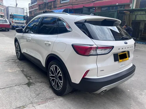 Ford Escape 2.0 Titanium