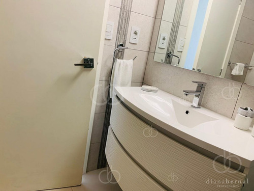 Imagen 17 de 28 de Venta De Apartamento De 2 Dormitorios En Torre Cristal Punta Del Este