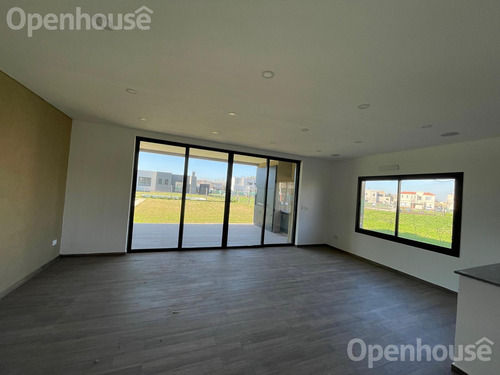 Oportunidad De Casa En El Barrio De San Pablo Impecable!!!!!