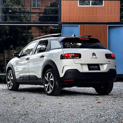 Citroën C4 Cactus 1.6 Shine Turbo Aut