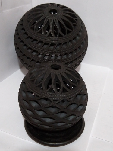 Imagen 5 de 6 de Esferas Redondas Para Velas Barro Negro Oaxaca Artesanías
