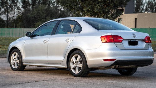 Volkswagen Vento 2.5 Luxury 170cv