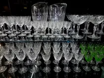 Comprar Manyantiques - Juego De 70 Copas  Y 2 Jarras Cristal Tallado