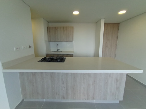 Apartamento Para La Venta En Rionegro, San Antonio De Pereira.