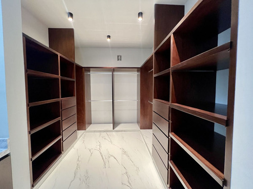 Casa En Venta En Privada Tamara