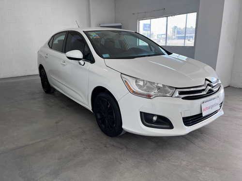 Imagen 3 de 23 de Citroën C4 Lounge 2015 2.0 Origine Am16 Autoargentina