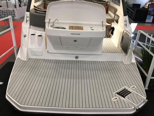 Imagem 3 de 11 de Triton 350 Ht Ano 2018 - Ñ Focker Phantom Sessa Nx Solara