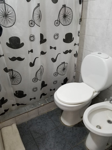 Imagen 9 de 12 de Casa De 3 Ambientes Con Quincho Y Parque En Monte Grande