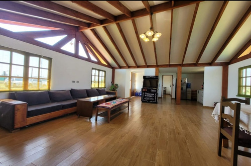 Dos Casas En Terreno De 5000m2 Chicureo