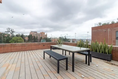 Apartamento En Arriendo En Los Rosales. Cod A23609