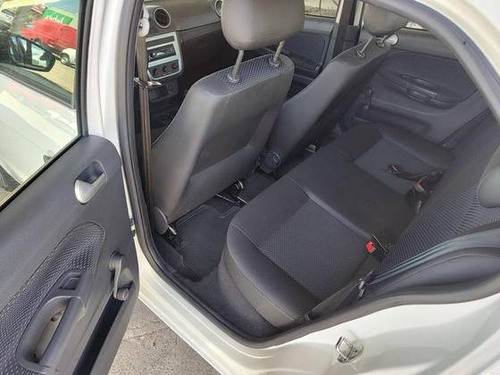 Volkswagen Gol 1.0 MI TRACK 8V FLEX 4P MANUAL
