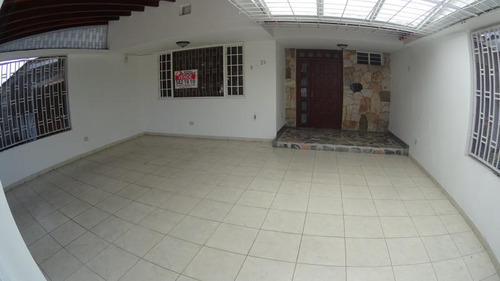 Casa En Venta En Cúcuta. Cod V19363